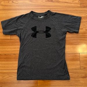 Boys Under Armor tee